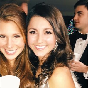 Meet your Posher, Jenny